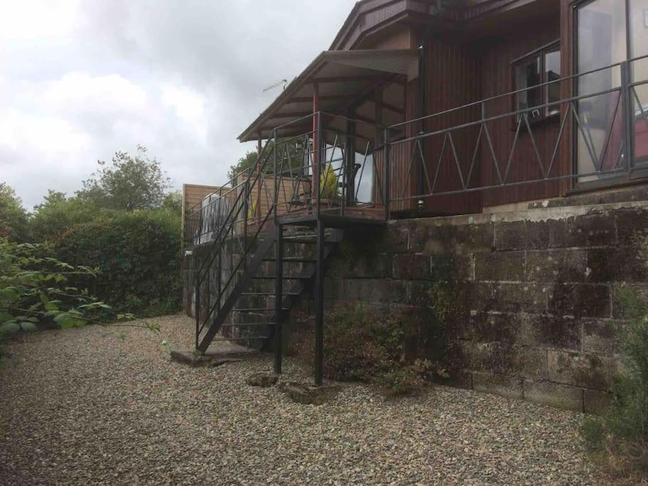 Riverside Chalet In Heart Of Lampeter, West Wales Villa Екстериор снимка